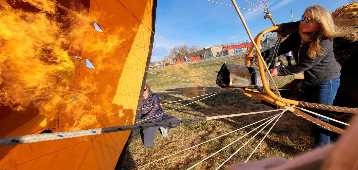 Jennifer Beard - Commercial Hot Air Balloon Pilot - Northern Colorado